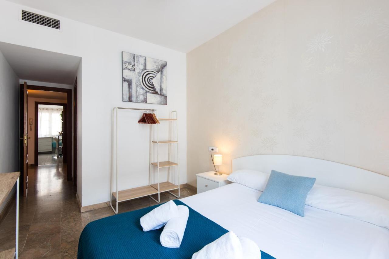 Center Apartment 2Bed 2B Aircon Wif And Parking Free Málaga Exterior foto